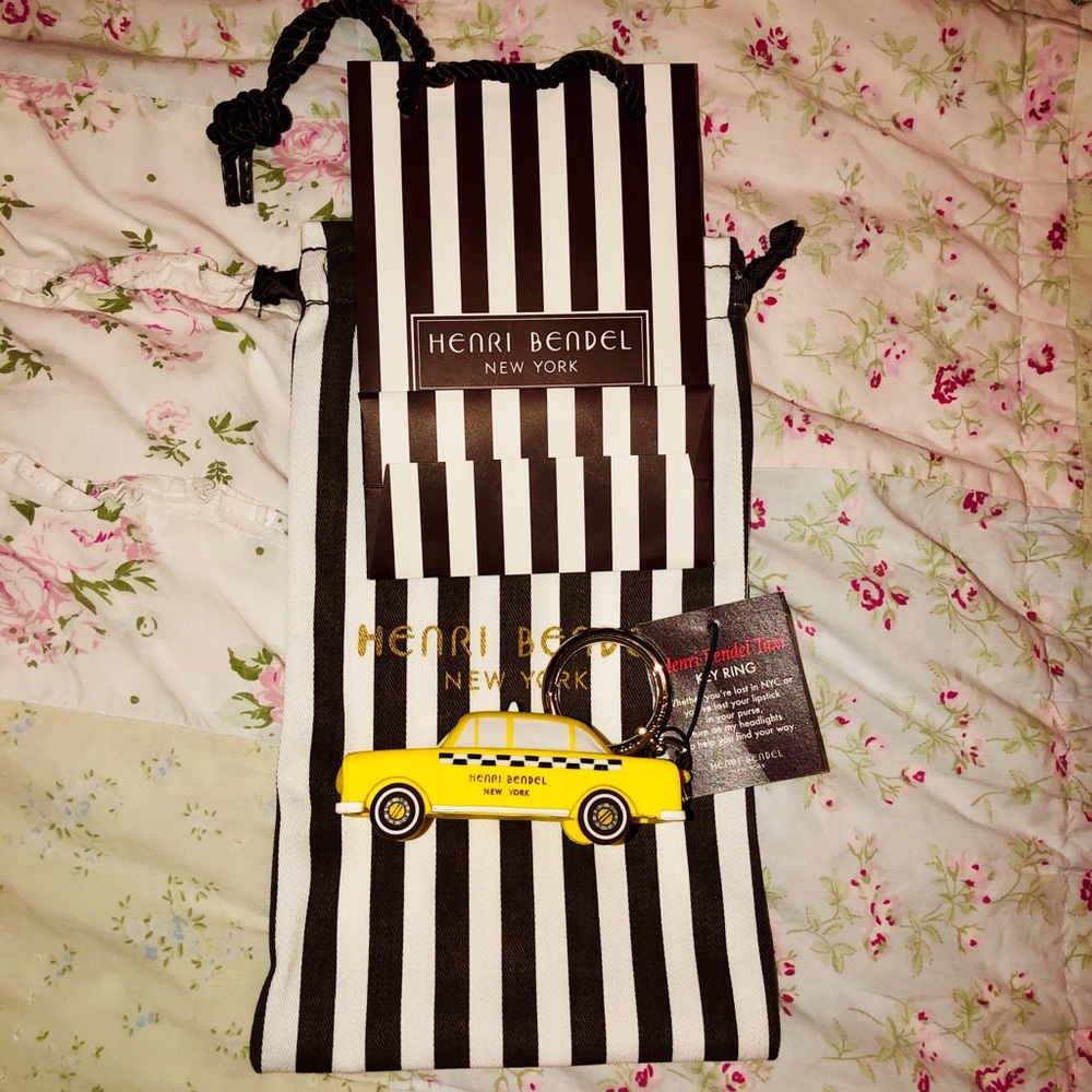 SOLD✌️RARE! Henri Bendel 🚕